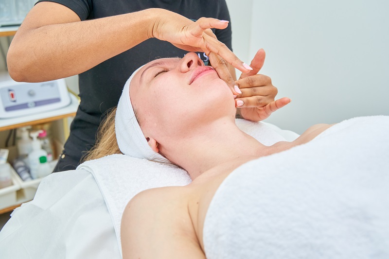 Best Facial Treatments in the Stirling area